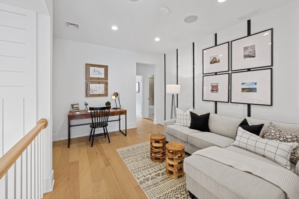43 Barnes Blvd # 3 Property Photo 17
