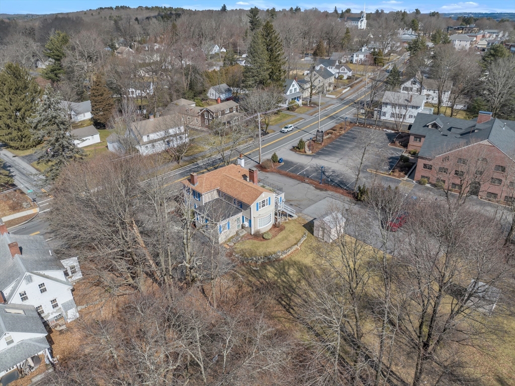 506 Main Property Photo 5