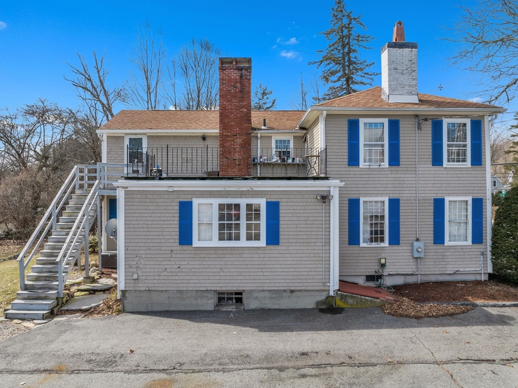 506 Main Property Photo 16