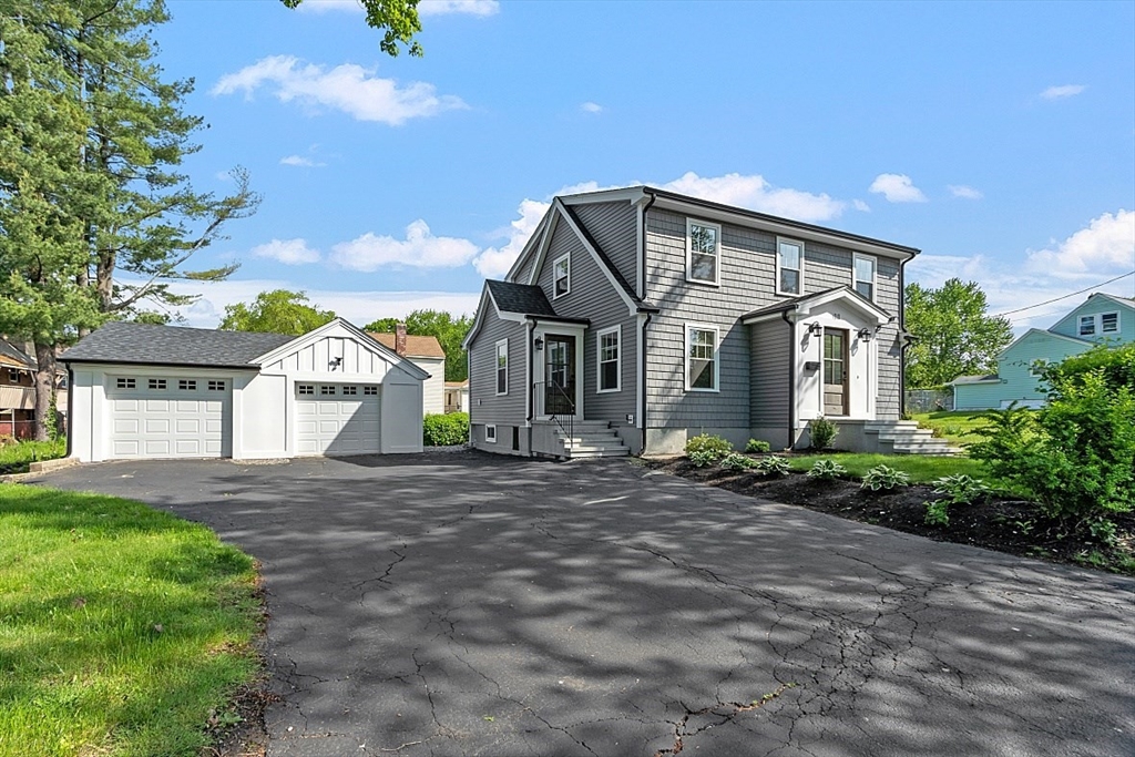 11 Caroline Avenue, Shrewsbury