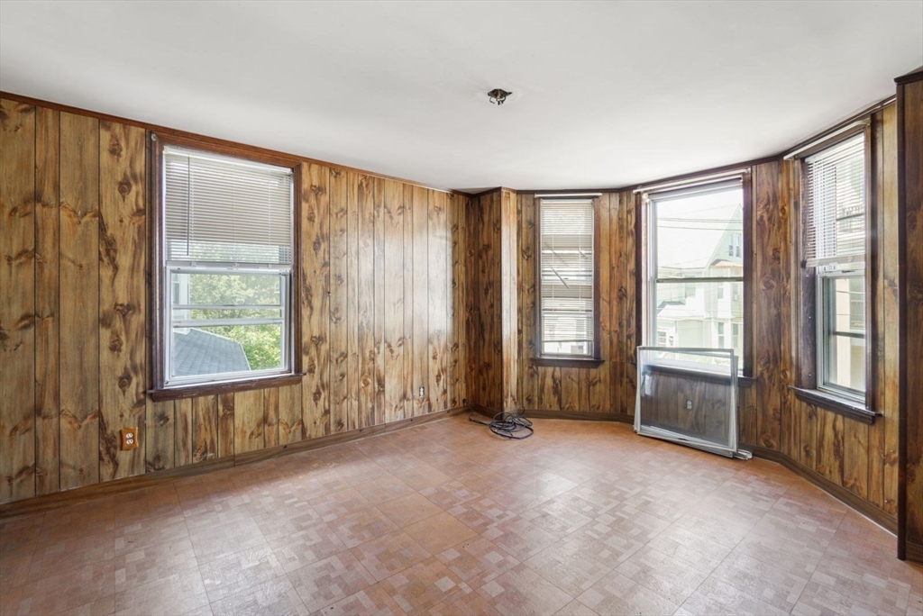 25 Bradbury St Property Photo 15