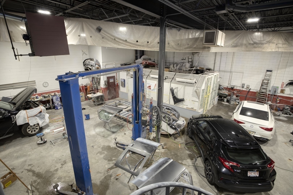 00 Confidential Property Photo 3