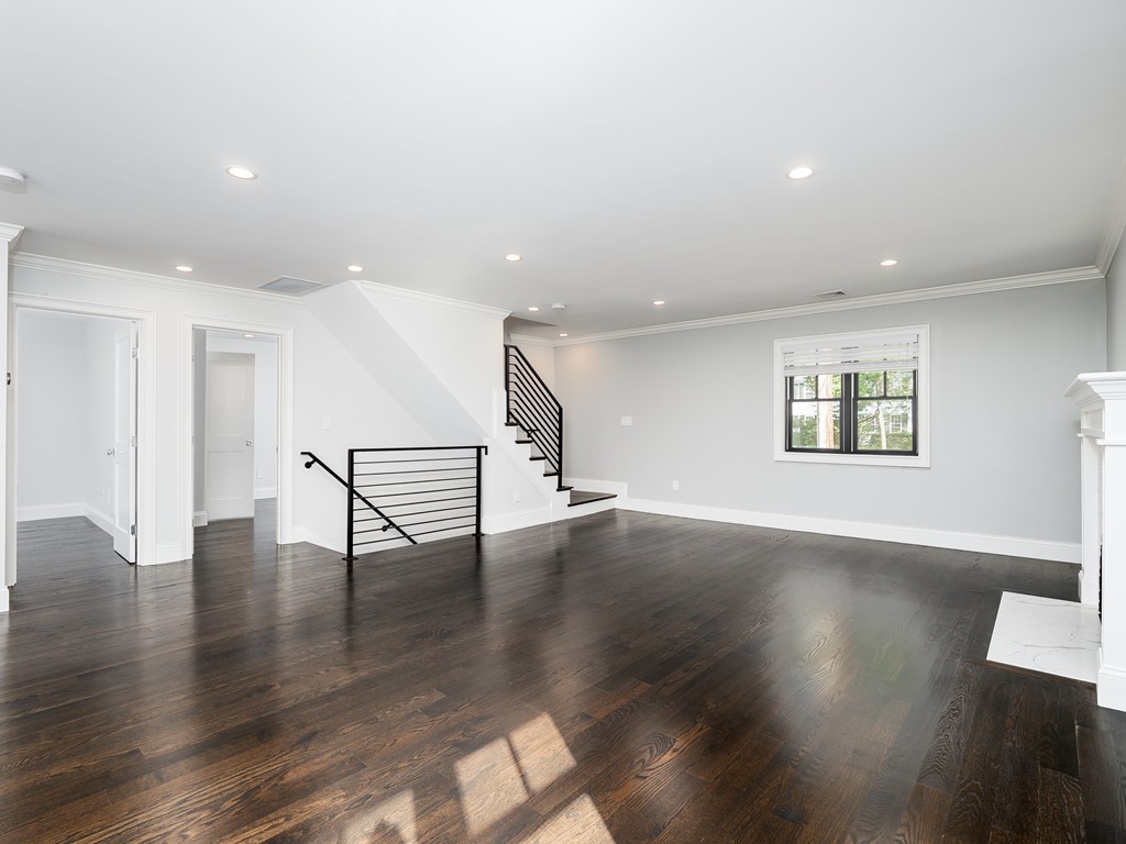 31 Heath St. # 2 Property Photo 10