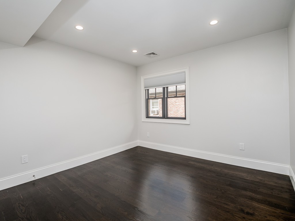 31 Heath St. # 2 Property Photo 17