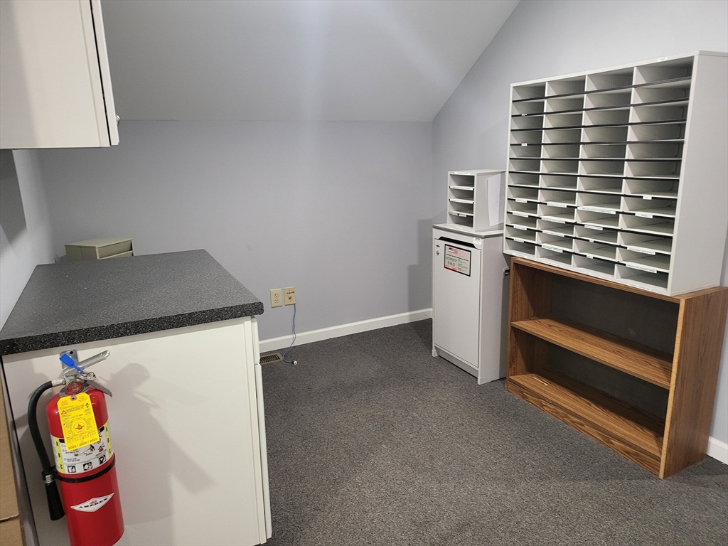 336 Grattan St Property Photo 16
