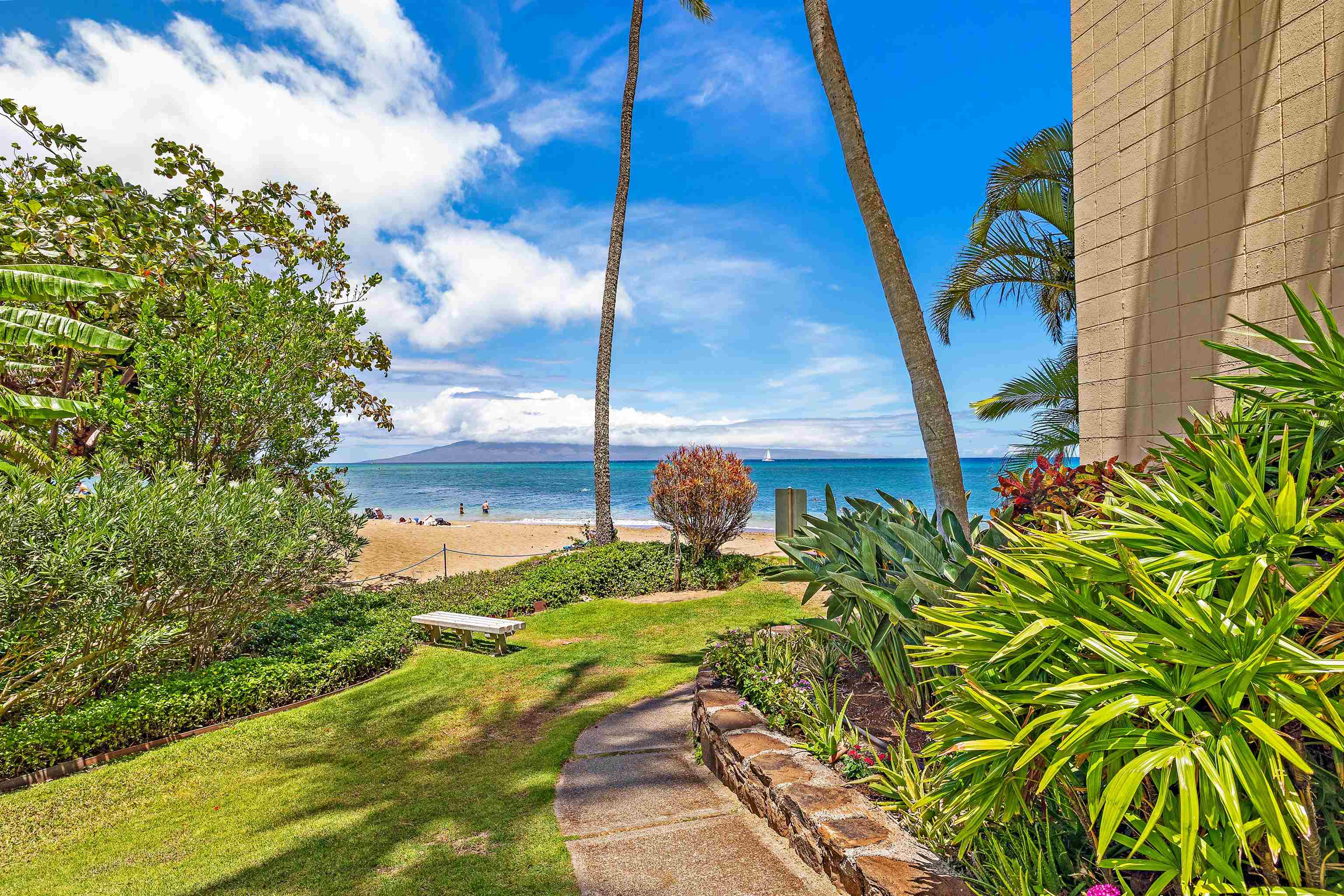 4327 Lower Honoapiilani Rd Property Photo 1