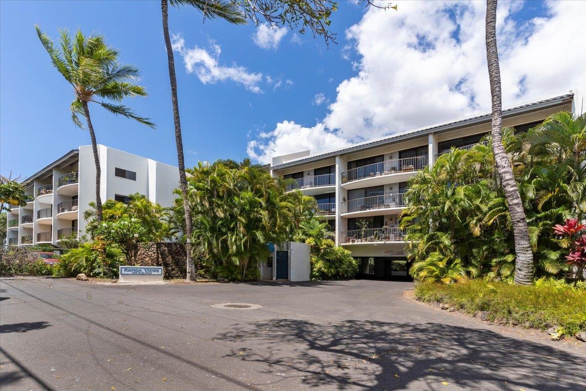 2124 Awihi Pl Property Photo 1