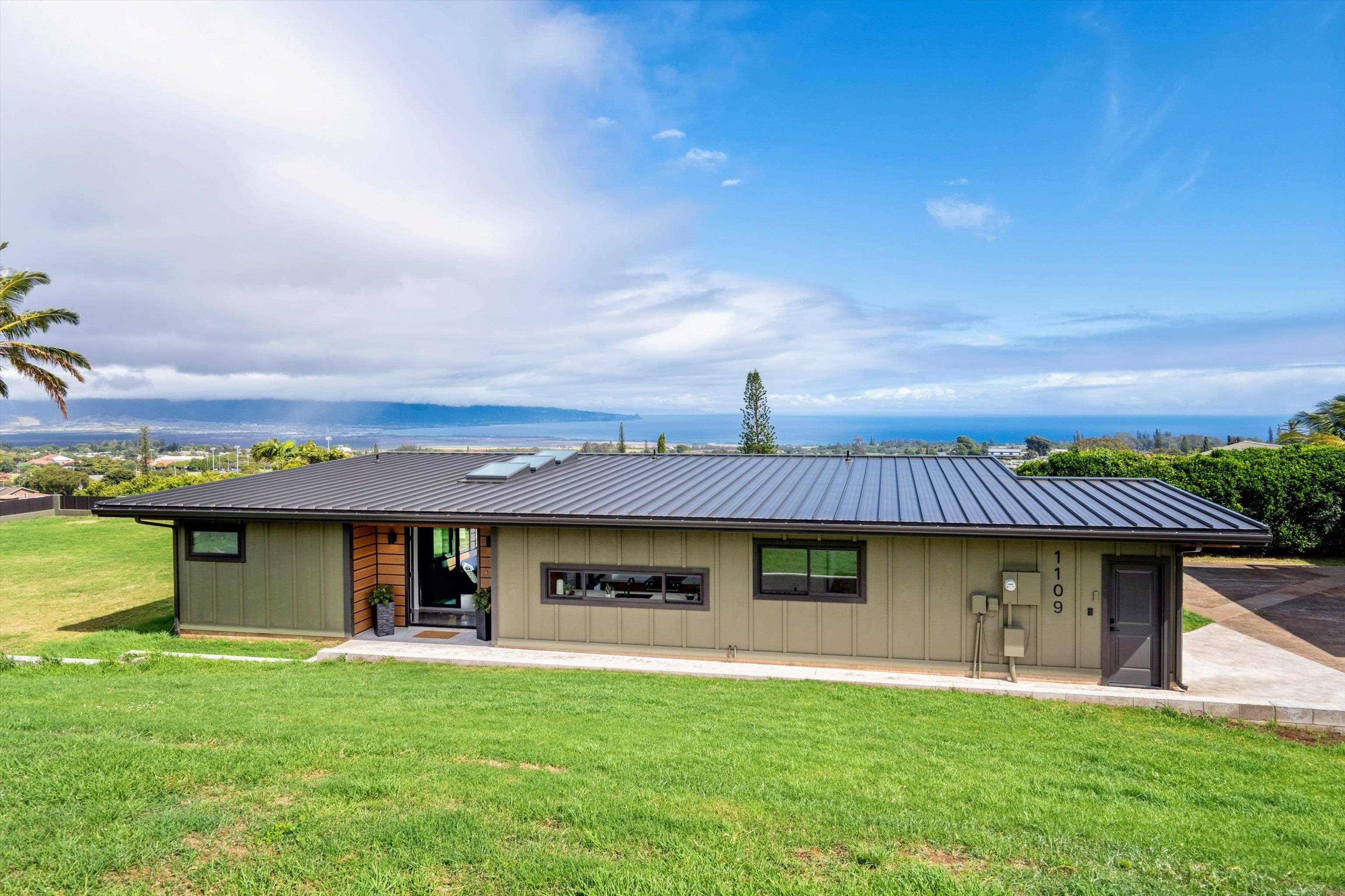 1109 Pookela Rd Property Photo 1