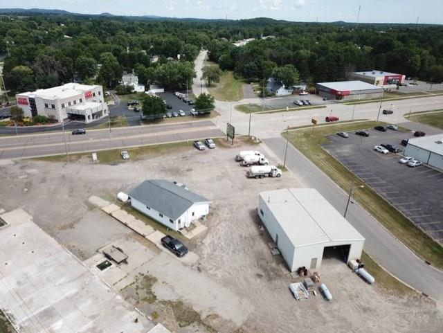 125 E main Street Property Photo 1