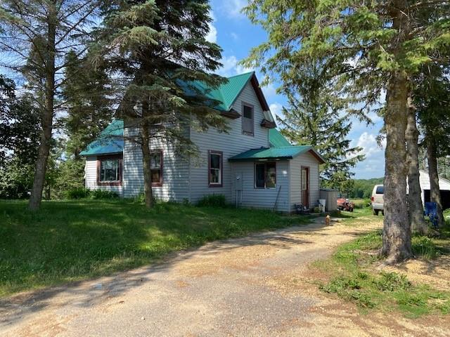 262 1 1/2 Street Property Photo