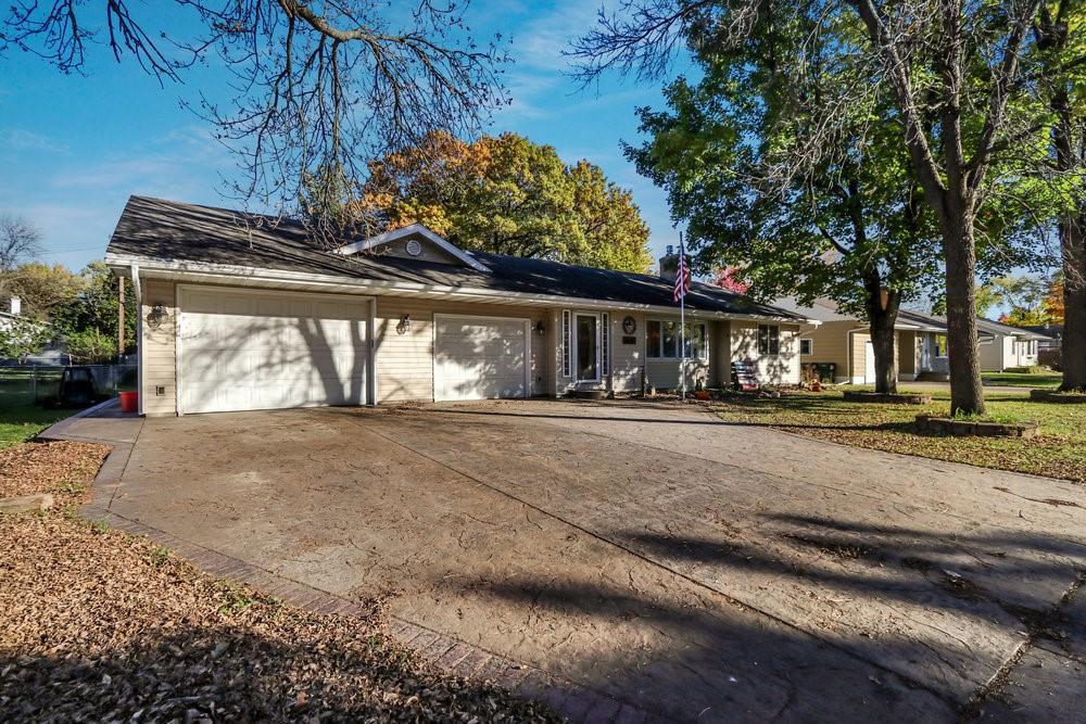 3043 Uranus Avenue Property Photo 1