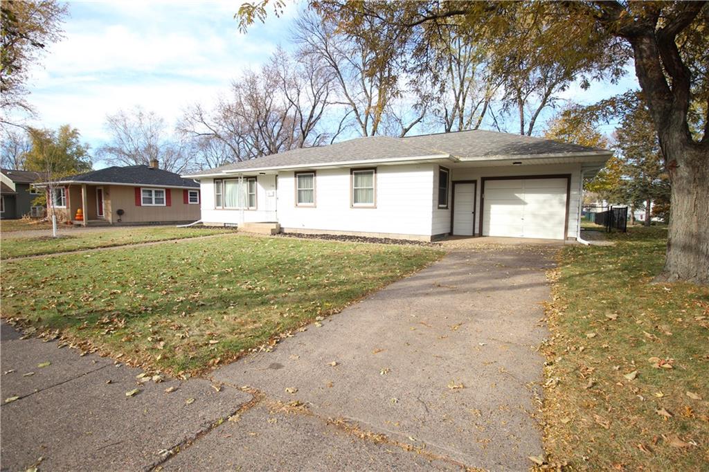 1506 Taft Avenue Property Photo 1