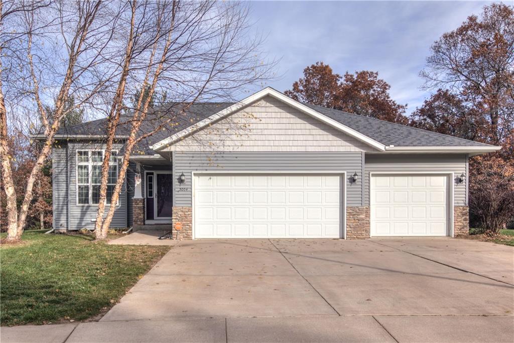 3004 Valmont Court Property Photo 1