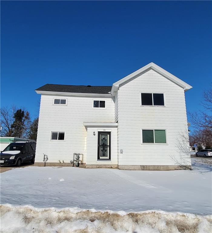 104 Division 1-2 Property Photo 1