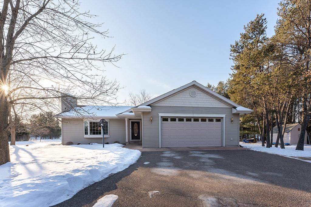 6464 190th Street Property Photo 1