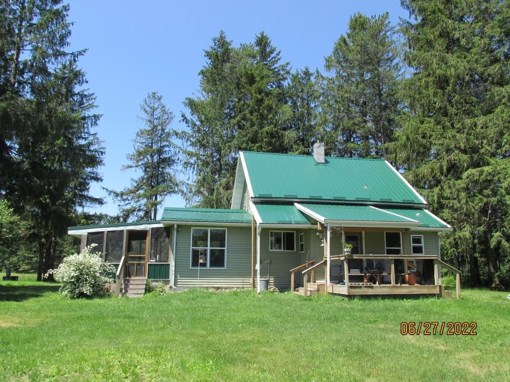 7944 N River Road Property Photo 1
