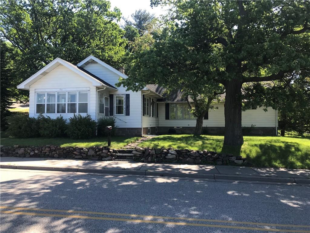 711 N Hastings Way Property Photo 1
