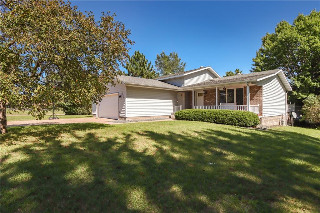 3169 Kilbourne Avenue Property Photo 1