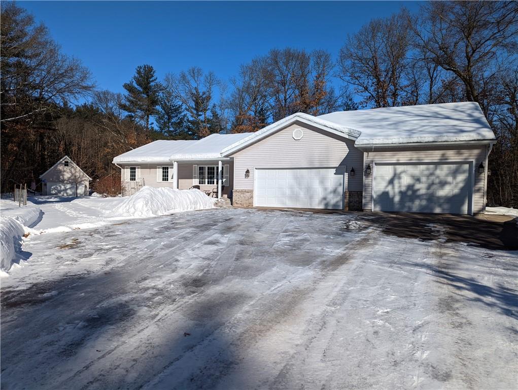 5471 E 680th Avenue Property Photo 1