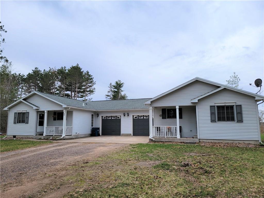 875-877 23 3/8 1-2 Property Photo 1