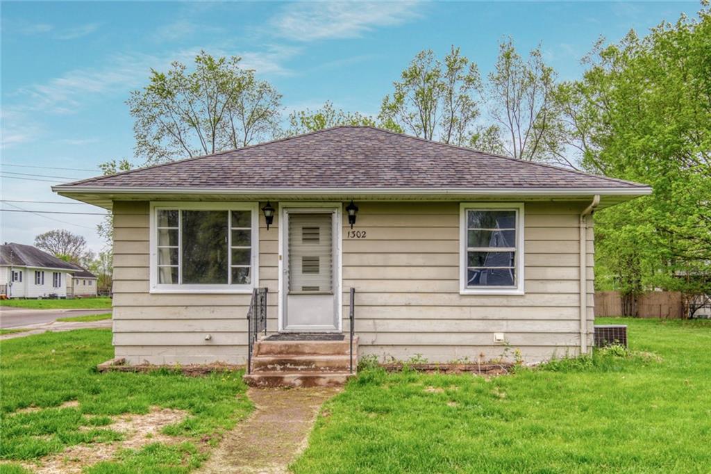 1302 Pershing Street Property Photo 1