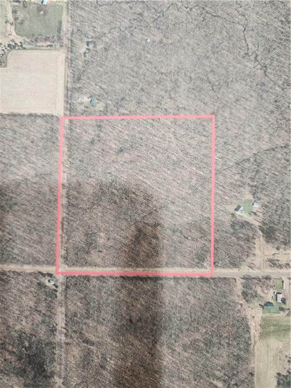 W12404 W Sentinal Ash Road Property Photo 1