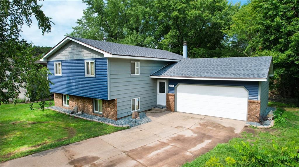 2136 Sunray Circle Property Photo 1