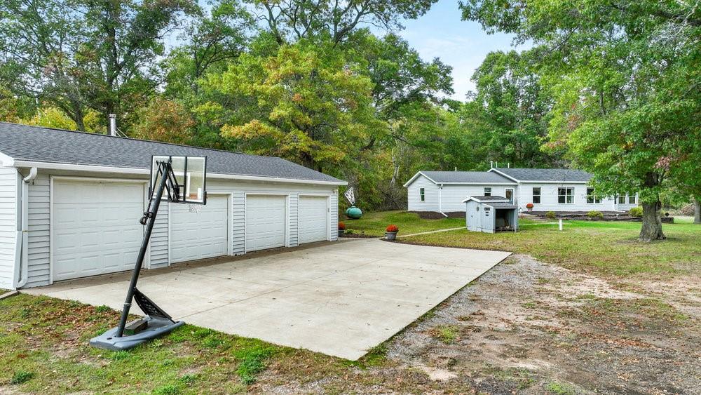 24385 Malone Road Property Photo 1