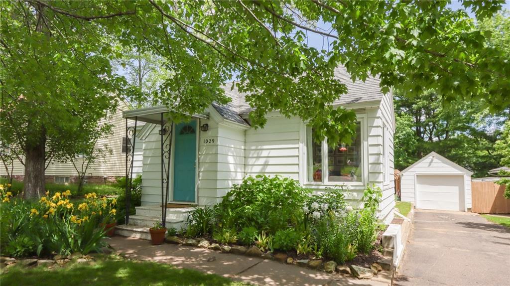 1029 Malden Avenue Property Photo 1
