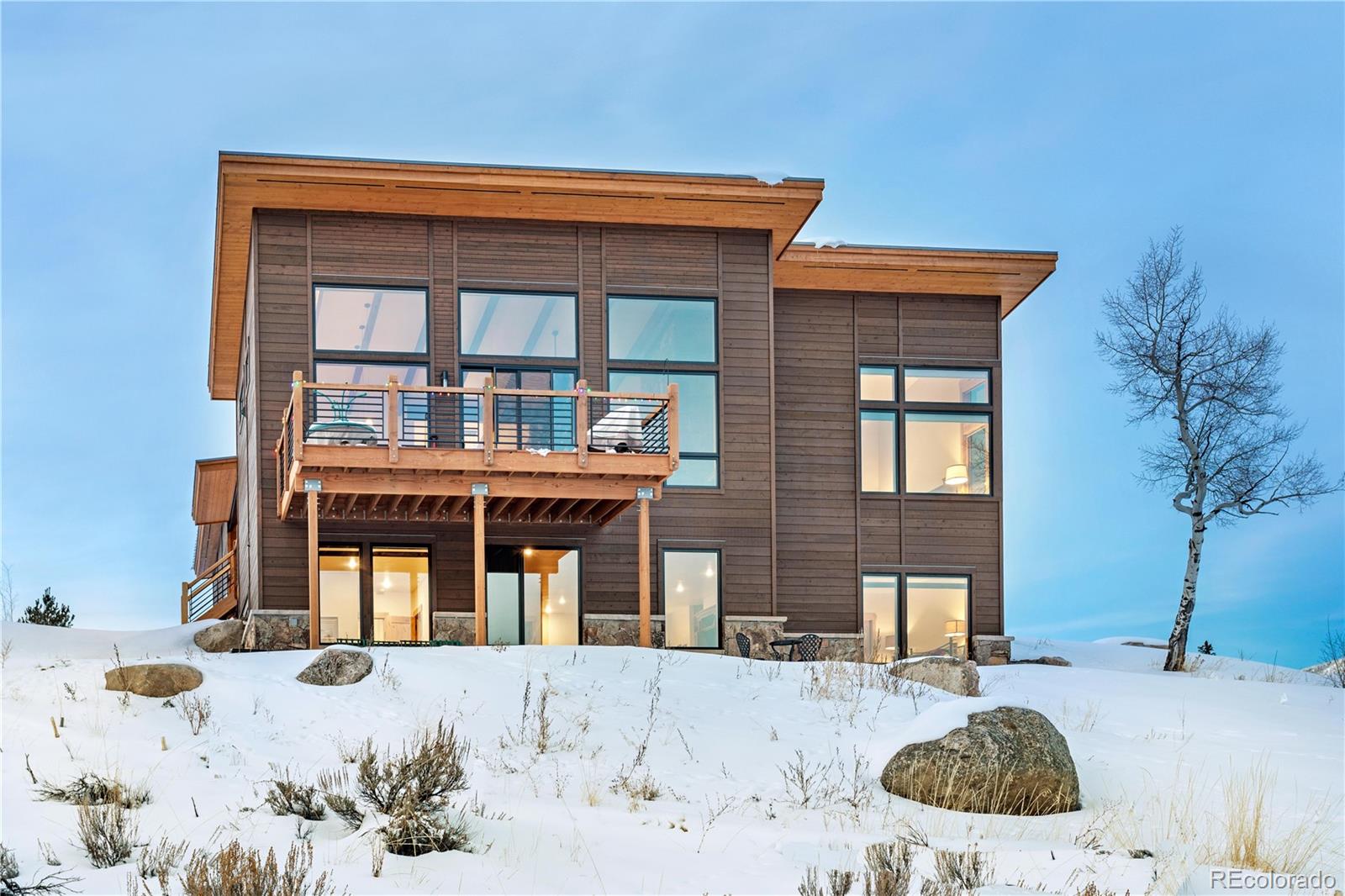 140 Vendette Road Property Photo 1