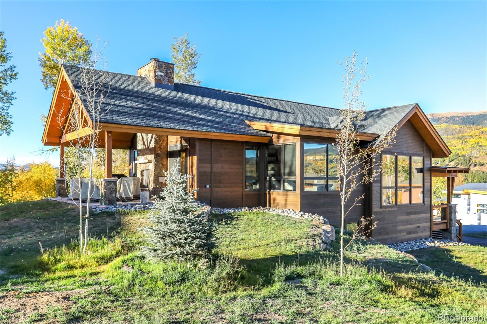 258 Vendette Road Property Photo 1