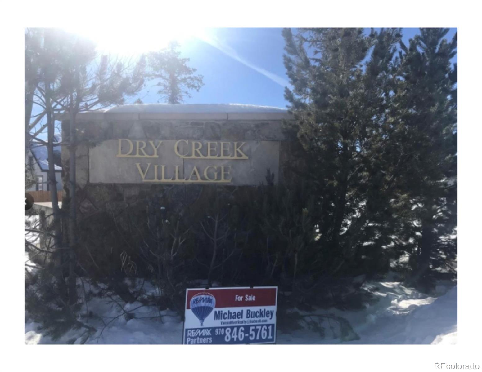 902 Dry Creek South Road Property Photo