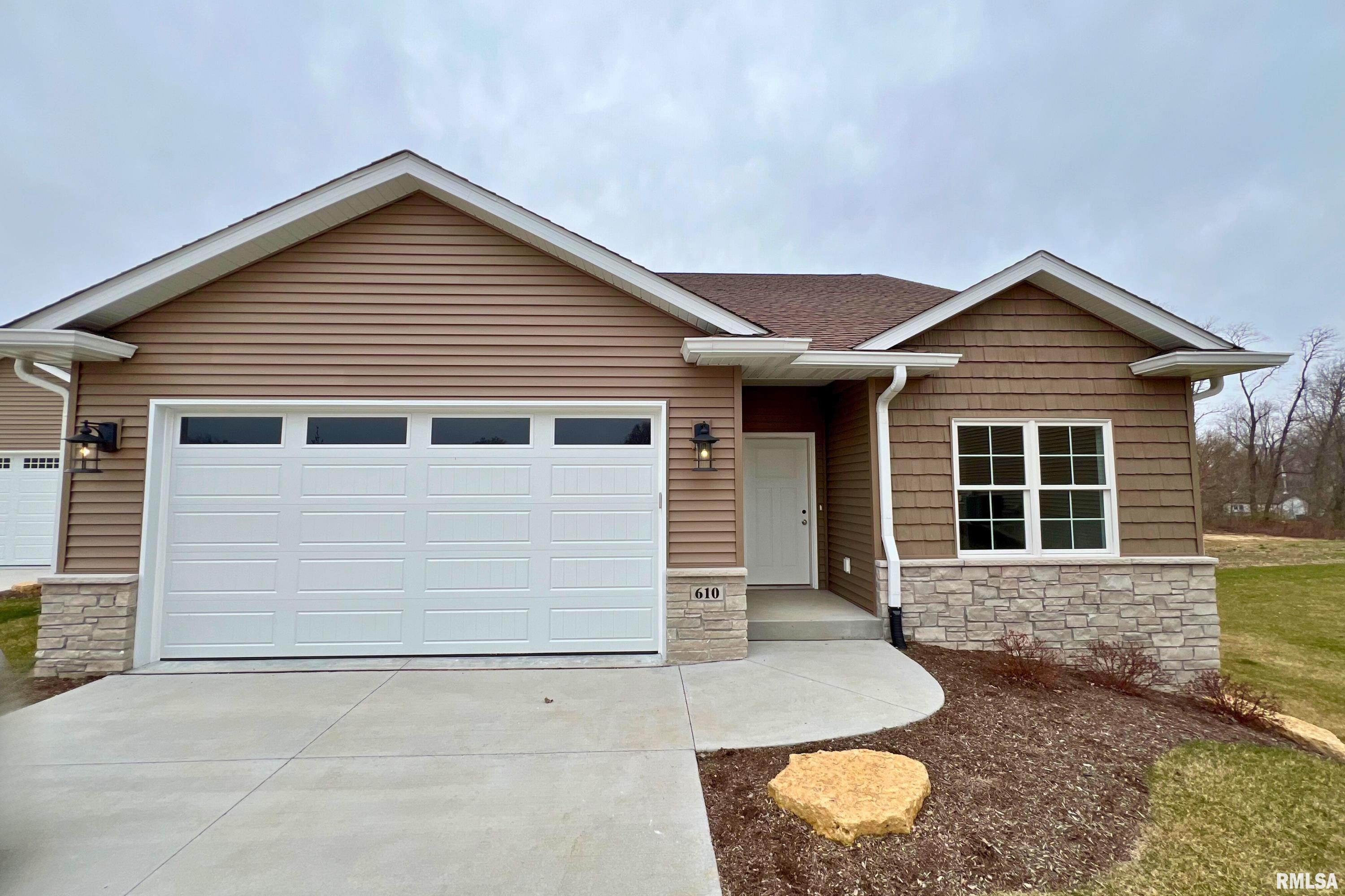 610 TITUS Court Property Photo 1