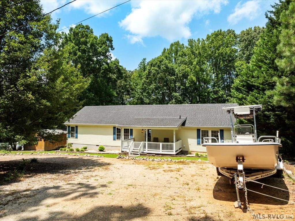 902 River Road Property Photo 5
