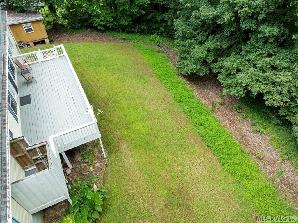 902 River Road Property Photo 10