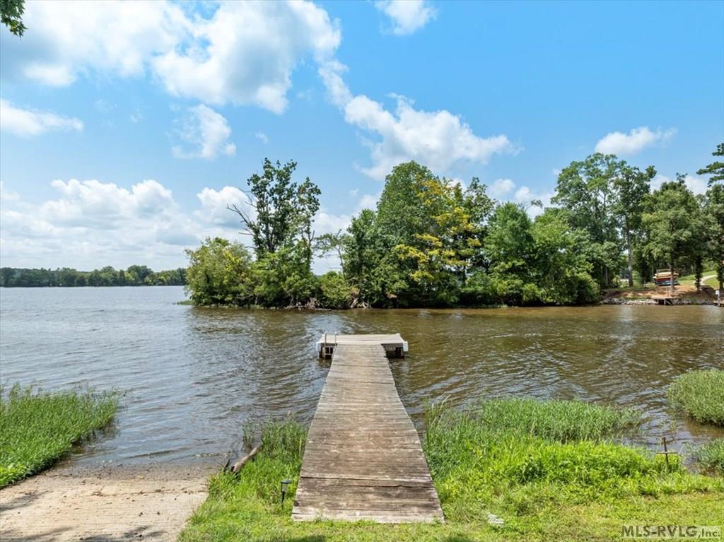 902 River Road Property Photo 16