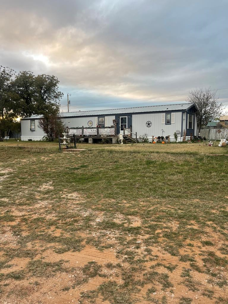 1621 Austin St Property Photo 1