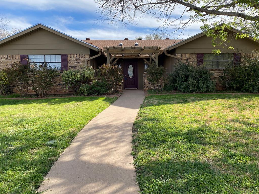 3325 Canyon Creek Dr Property Photo 1