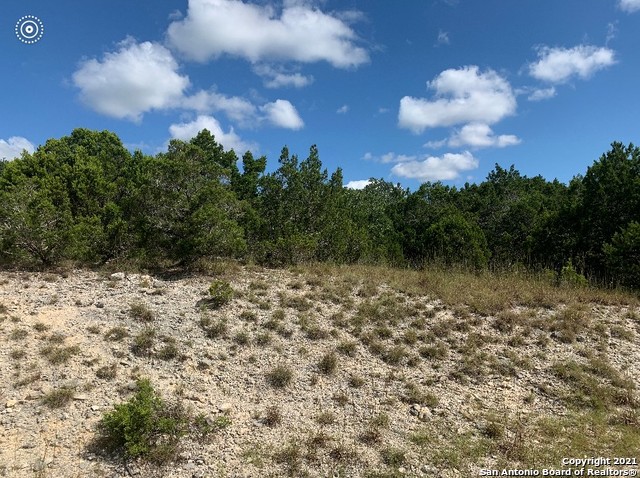 560 Eagle Peak Dr Property Photo 1