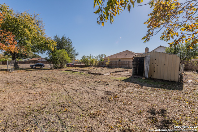 2217 Theodor Dr Property Photo 3