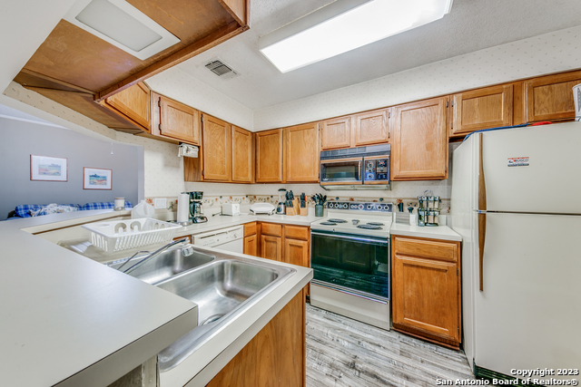 4212 Medical Dr Property Photo 6