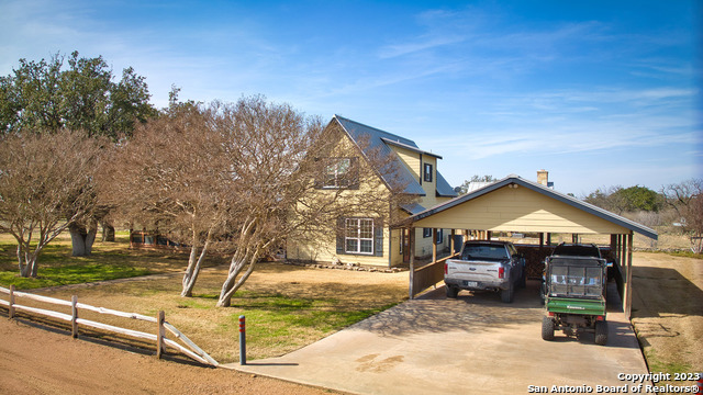 19316 Ranch Road 1871 Property Photo 3
