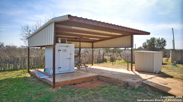 19316 Ranch Road 1871 Property Photo 5