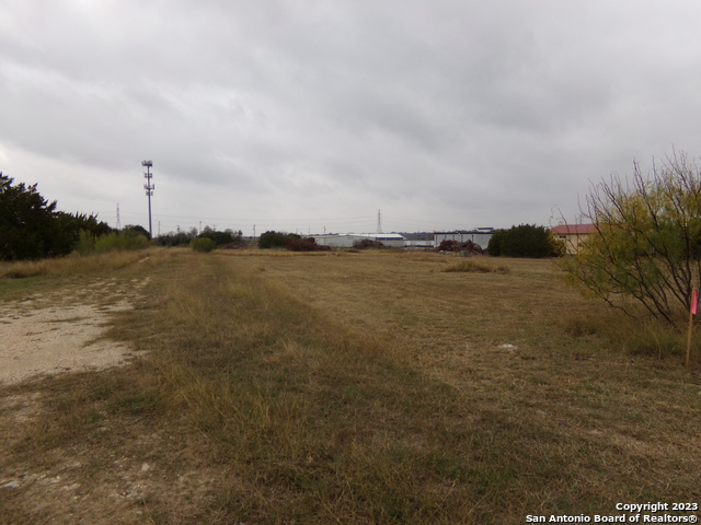 15321 Bell Ln Property Photo 2