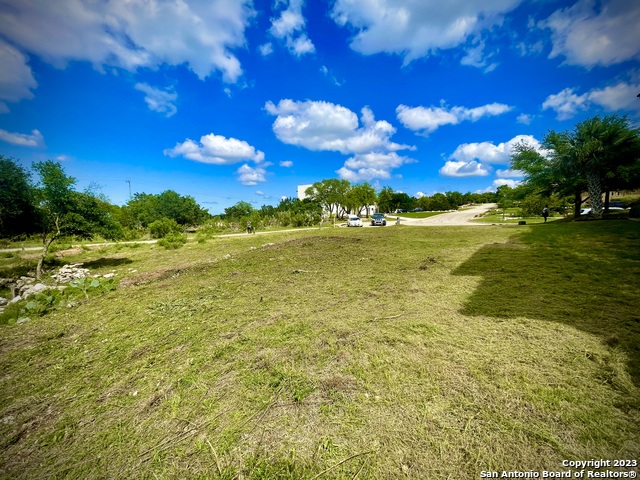 127 Champions Vw Property Photo 2