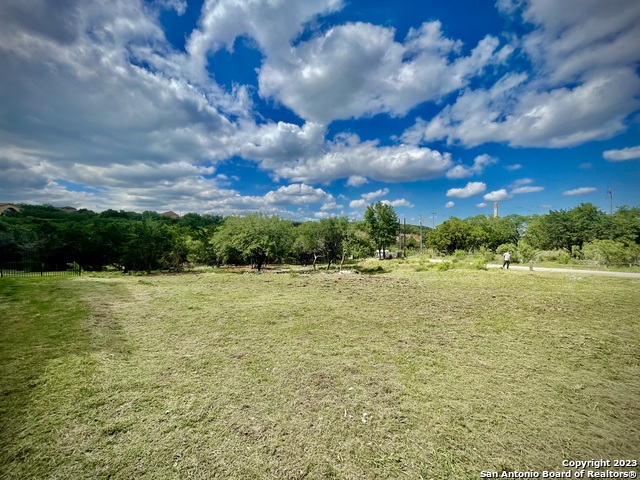 127 Champions Vw Property Photo 52