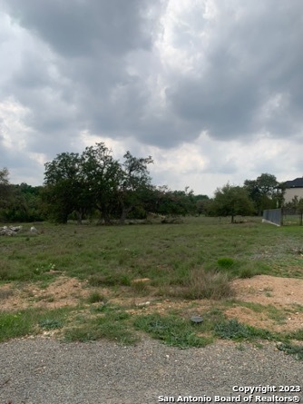 102 Savannah Ct Property Photo 5