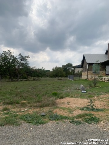 102 Savannah Ct Property Photo 6