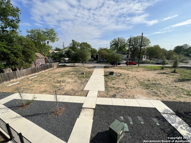 230 Vance St Property Photo 2