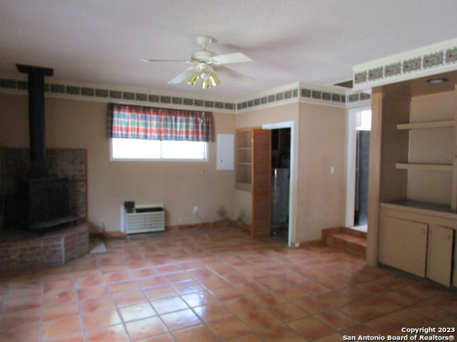 1203 N Walnut Ave Property Photo 20